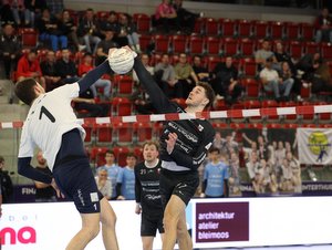 Elgg-Ettenhausen in schwarz im Halbfinal